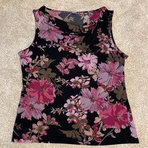 Women’s Croft & Borrow sleeveless drape neck top. Size XL.